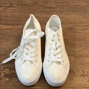 NEVER WORN Classic White Women's Sneakers
